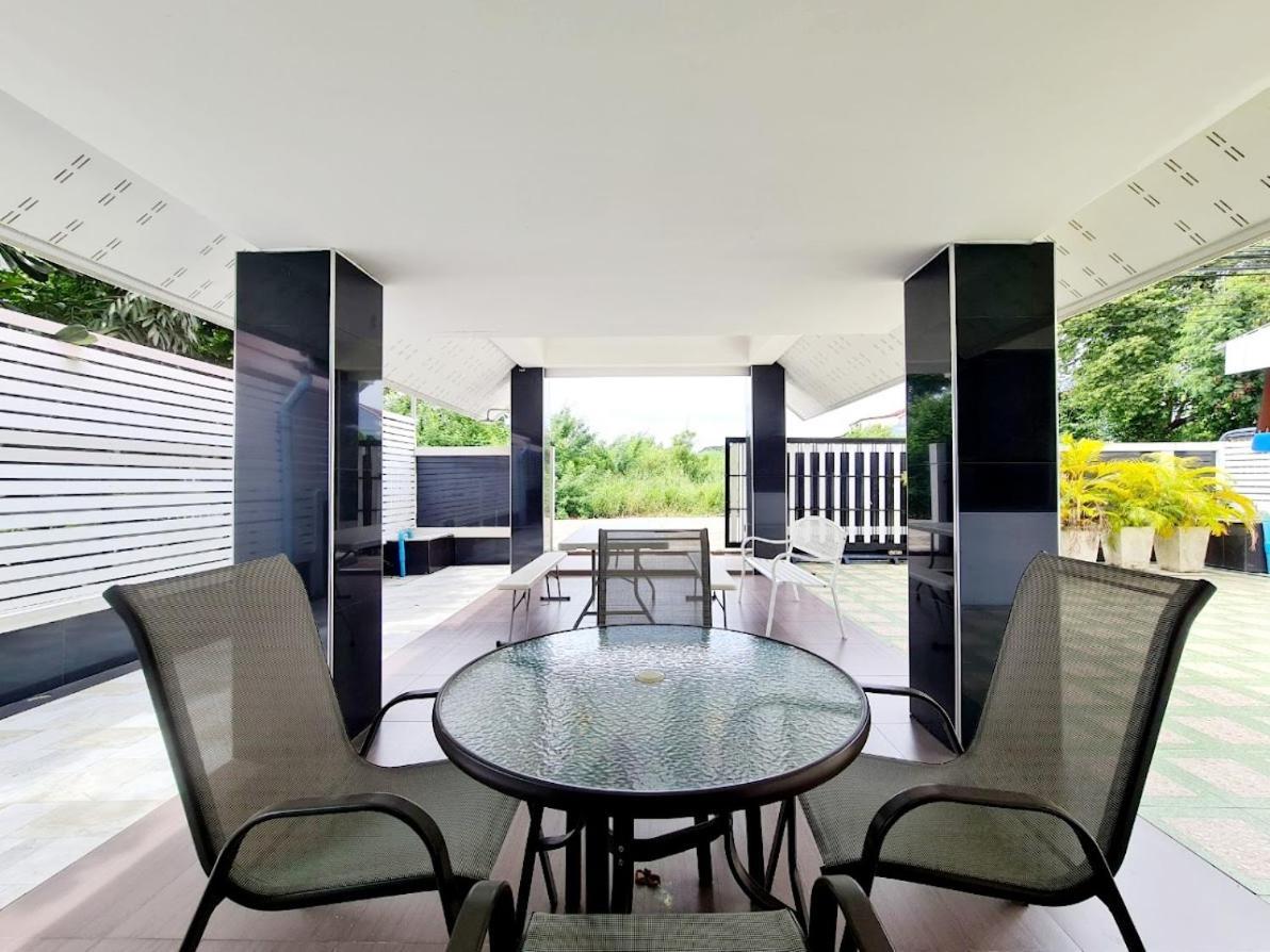 Baan Sasithorn Huahin Villa Exterior photo
