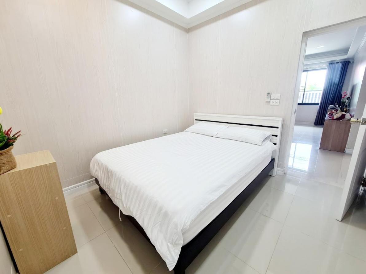 Baan Sasithorn Huahin Villa Exterior photo