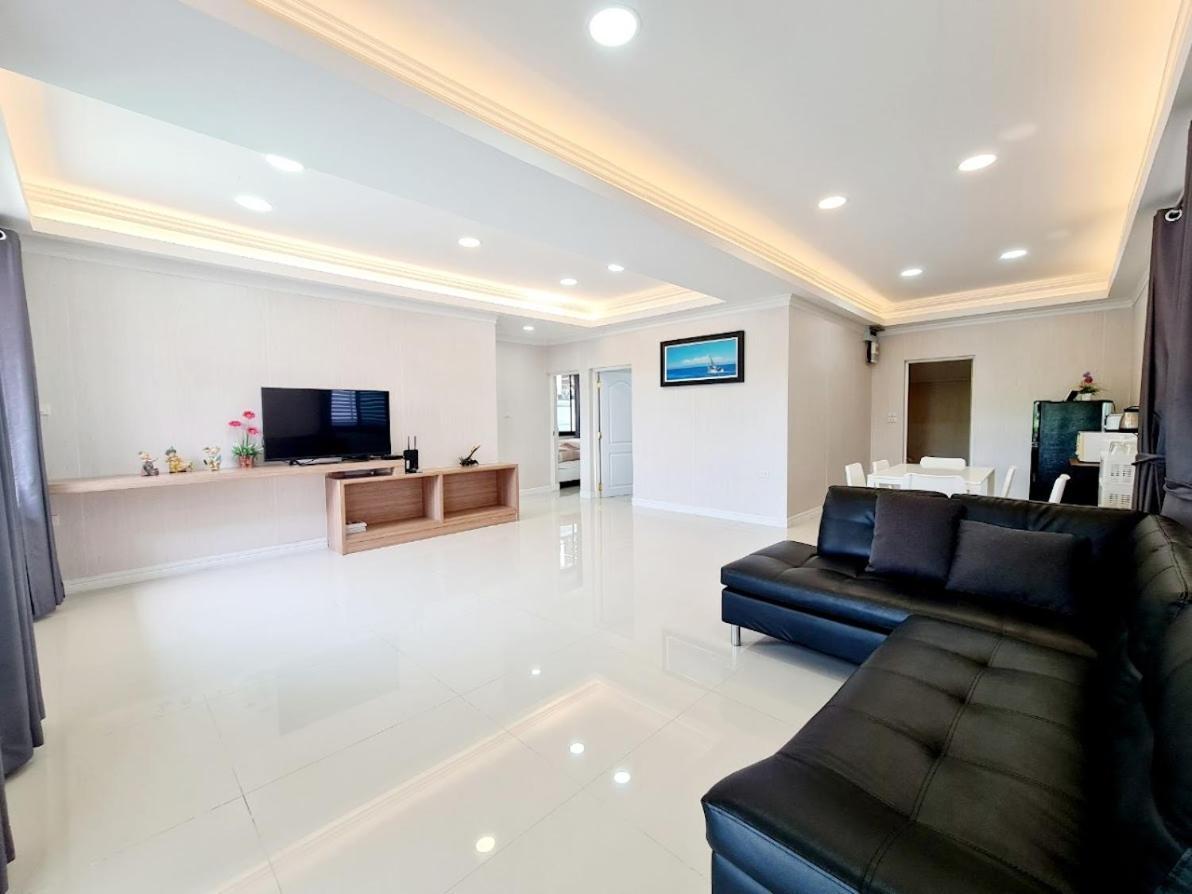 Baan Sasithorn Huahin Villa Exterior photo